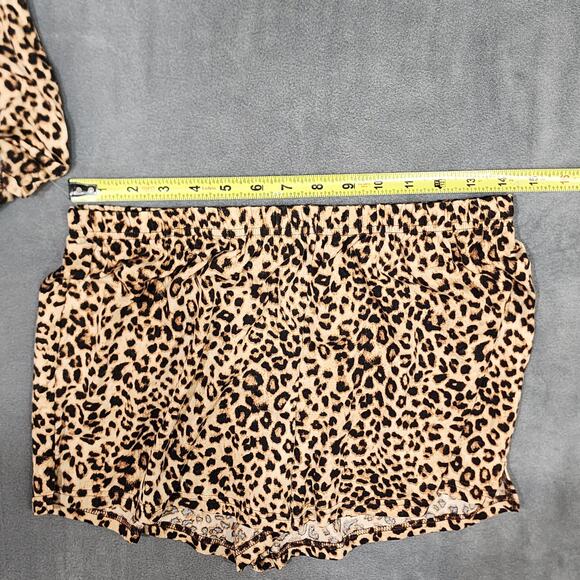 White Mark Short Sleeve Pajama Set Cheetah Animal Print Medium Sleep Set Comfy - Picture 5 of 7